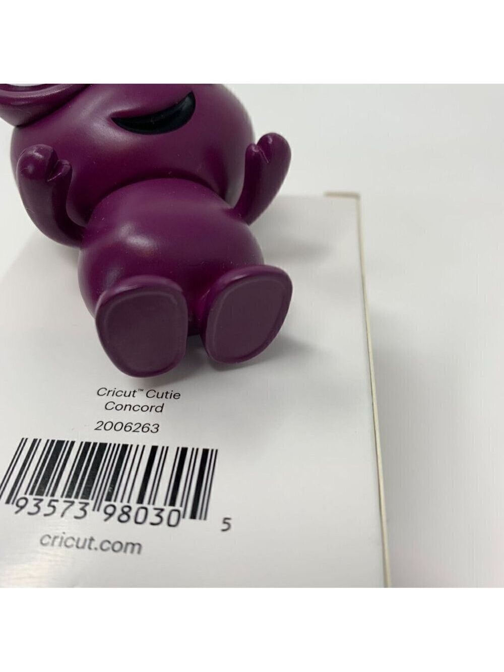 Cricut Cutie CONCORD Purple Cricut Collectible Craft Room Decor Figure Boxed N - Picture 7 of 12